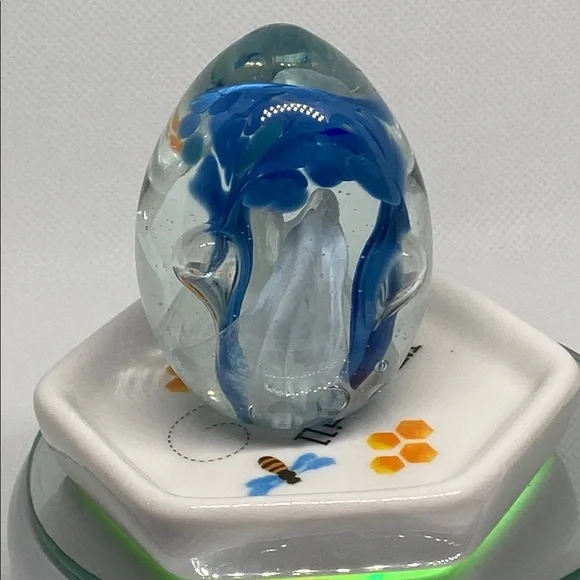 Glass Paperweight/Art Piece - Picture 5 of 7